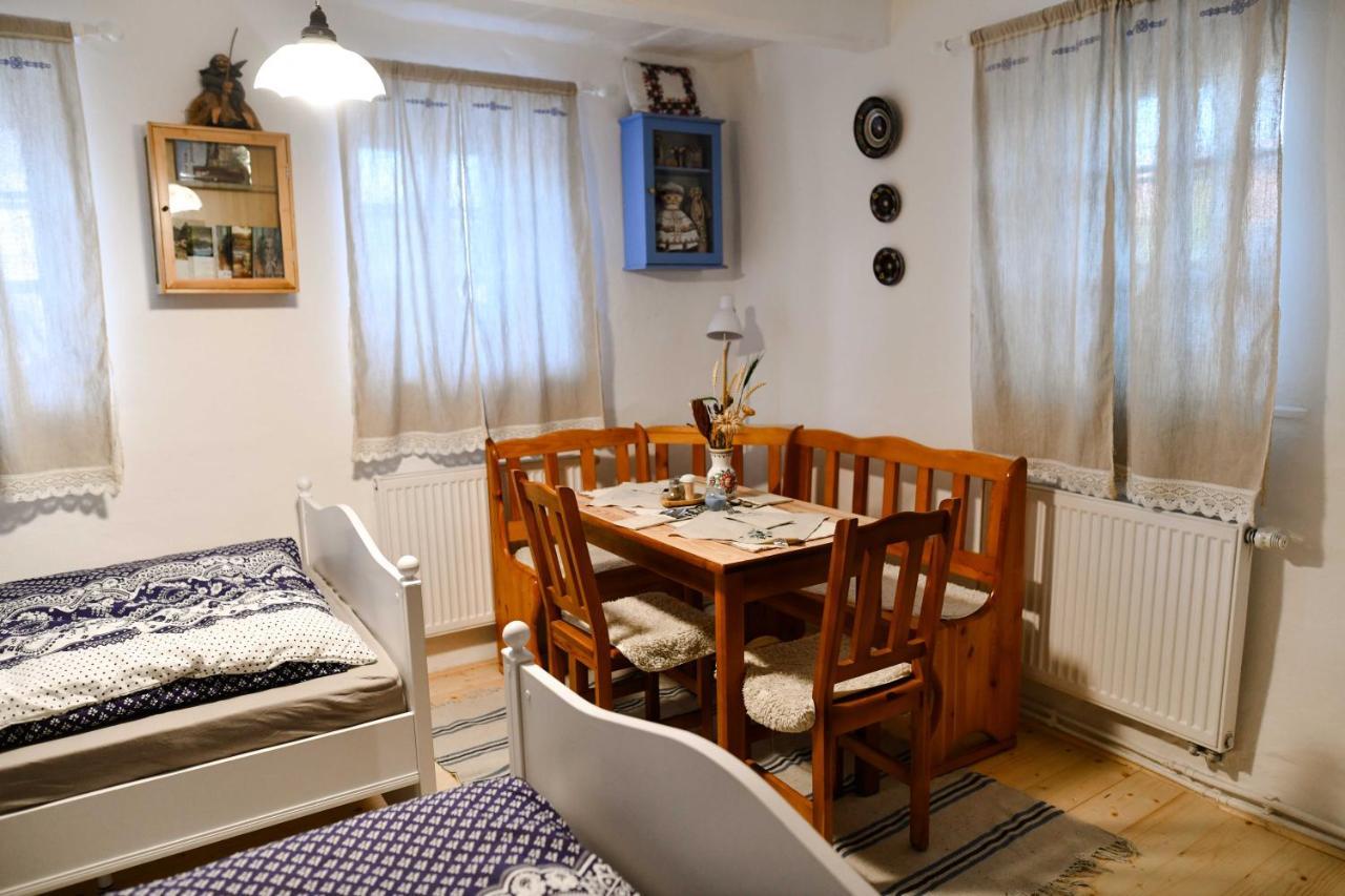 Ubytovanie Na Dedine Chocholna-Velcice Bagian luar foto